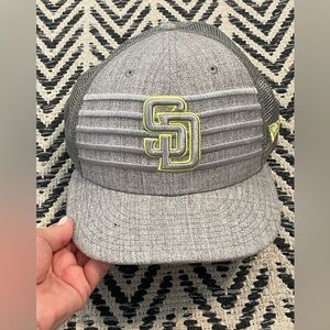 SD PADRES HAT new era